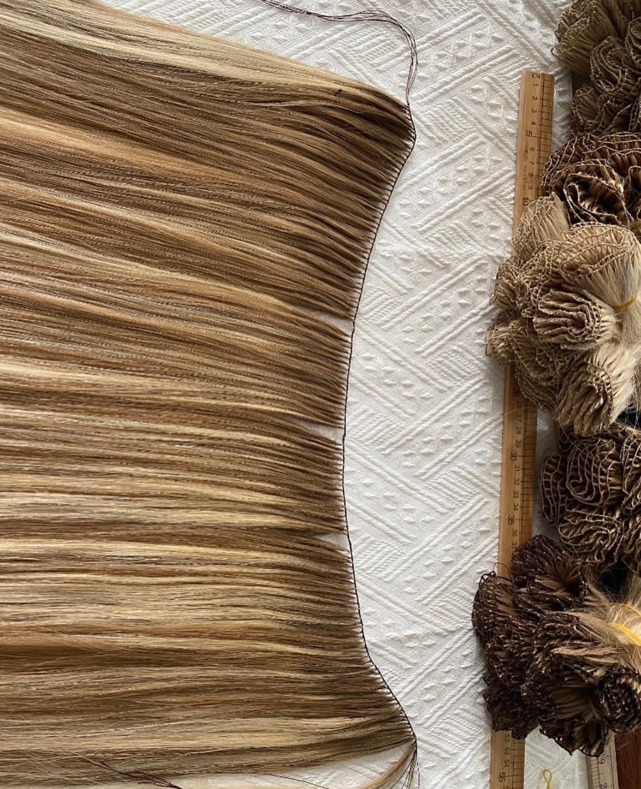 Feathers Weft